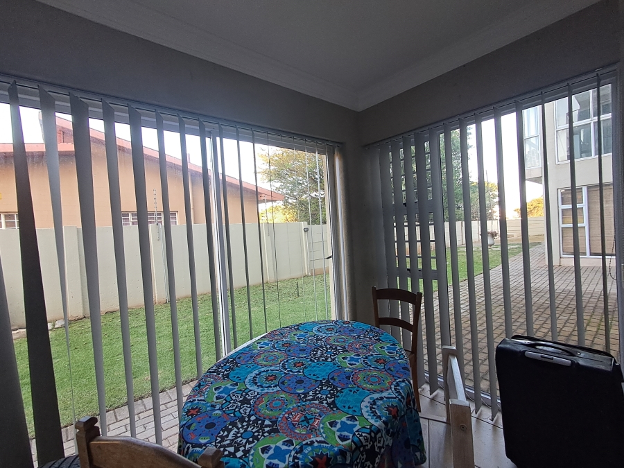 To Let 2 Bedroom Property for Rent in Jeffreys Bay Central Eastern Cape